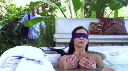 Открытый Анальный вдоль огромные сиськи драгоценности Джейд