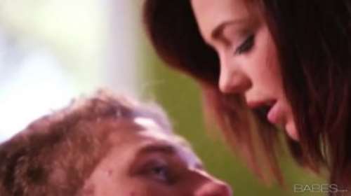 Секс молодой пары ранним утром