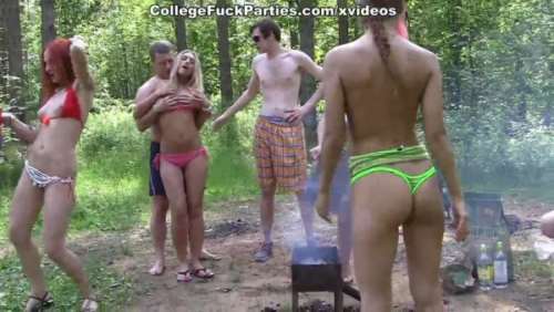 Русская оргия в лесу под шашлыки